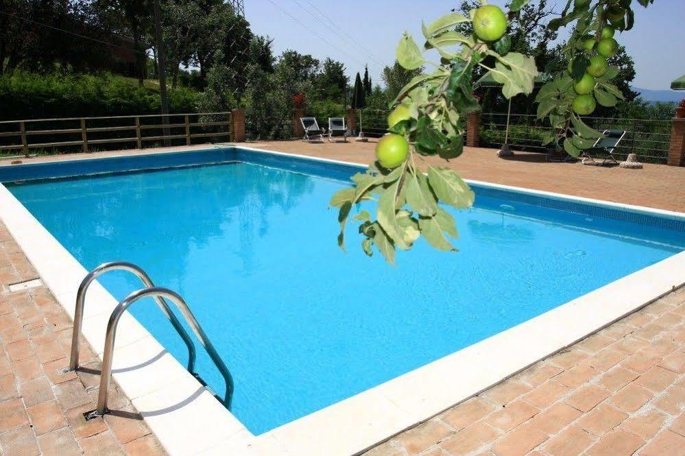 Agriturismo Villa Opera Волтера Екстериор снимка